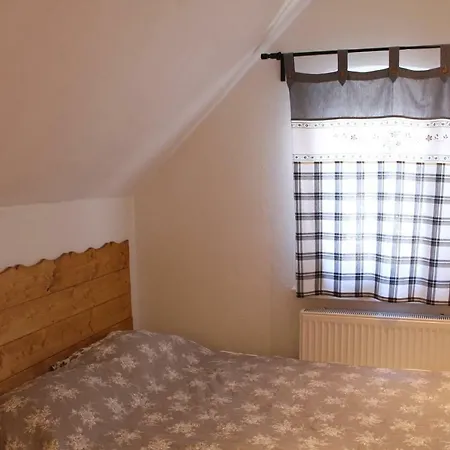 民宿 Kwaterka Familijna